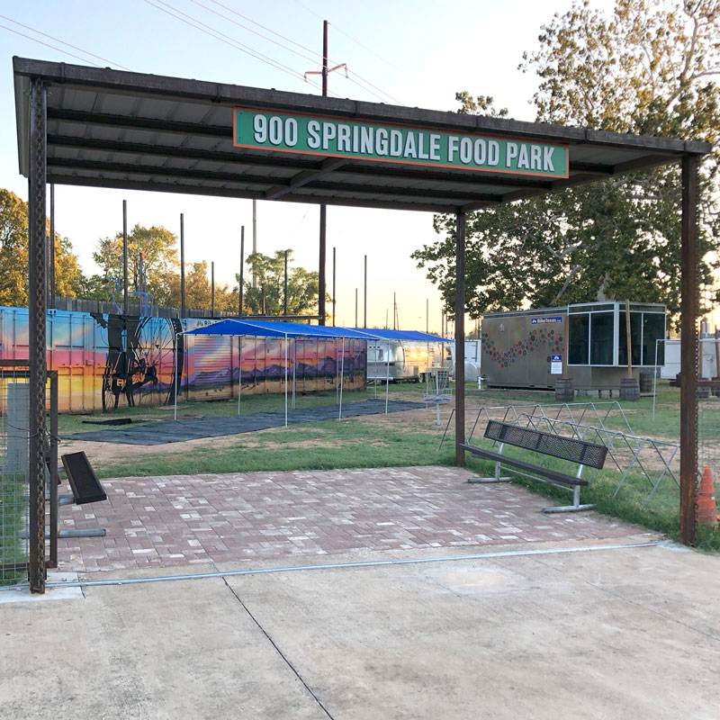900 Springdale